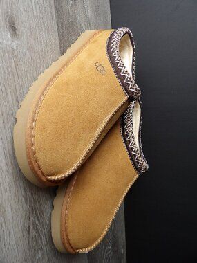 UGG Tasman Slippers Women's US 10